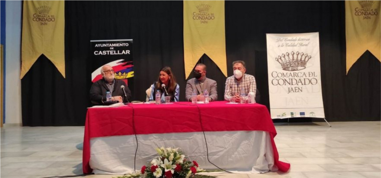 cruz-morcillo-en-el-centro-sociocultural