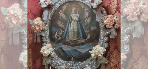 La Asociación de Mujeres Camino Real visita el cuadro de la Virgen del Collado